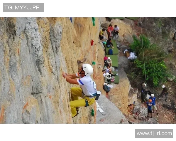 攀岩联赛点评：杭州攀岩队的意识表现